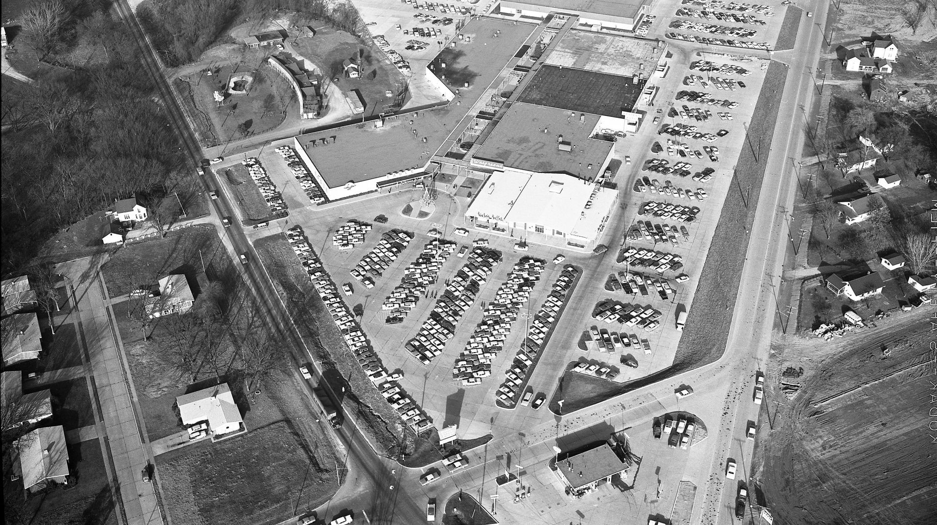 102519-Aerial-1961-008